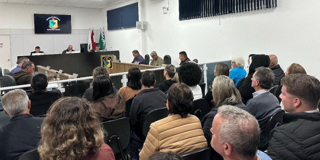 Ideia do vereador André Francisconi Lima abre debate sobre monitoramento escolar Ideia do vereador André Francisconi Lima abre debate sobre monitoramento escolar