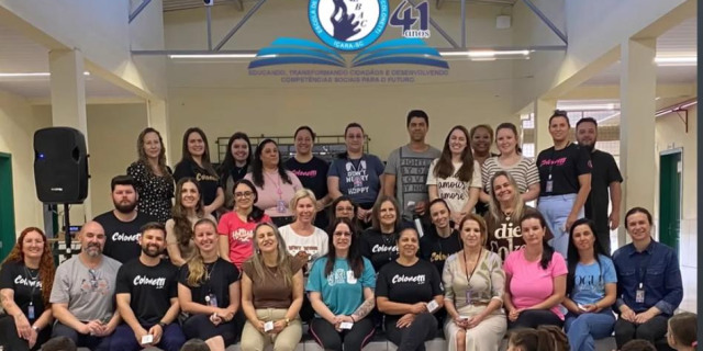 Homenagem do Grêmio Estudantil ao Dia dos Professores  na EEB. Antônio Colonetti.