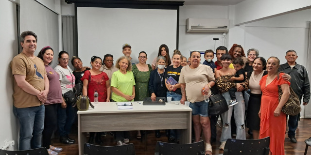 Vozes que transformam o cuidado: plenária reúne diversidade e propostas para um SUS mais humano