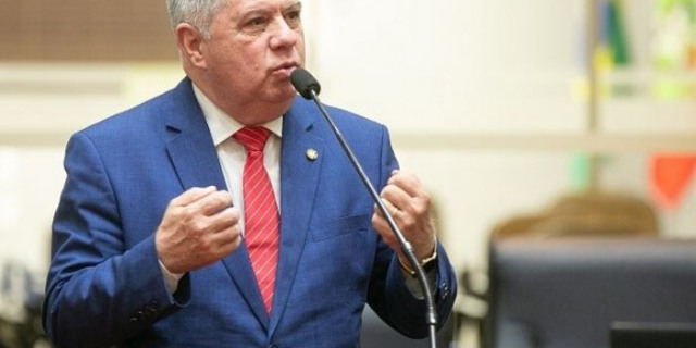 Mário Motta: a voz que transformou indignação em proposta.. Mário Motta: a voz que transformou indignação em proposta..