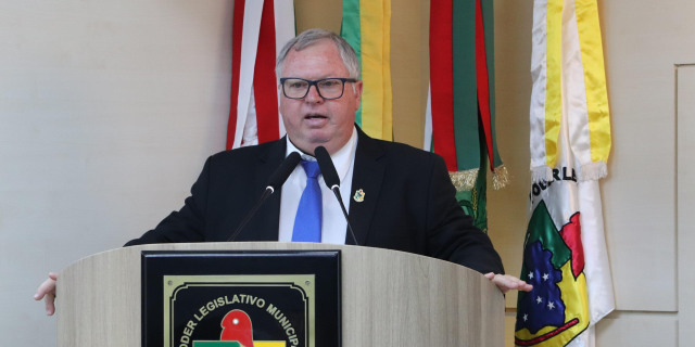 Ademir Honorato cobra solução para a falta de água em Criciúma..