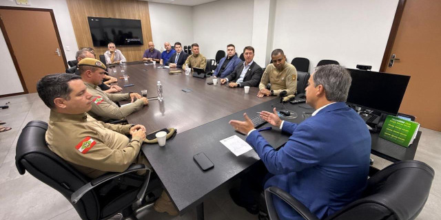 Reunião cobra ação mais firme contra furto de fios..