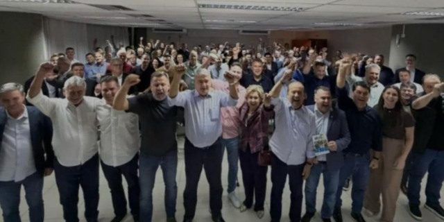 MDB mostra força, mas expõe divisão.