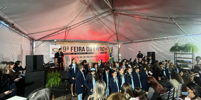 O futuro de uma sociedade começa na leitura.. O futuro de uma sociedade começa na leitura..