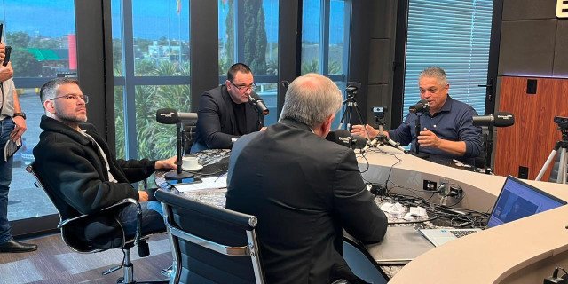 Apenas Marcelo Brigadeiro, Ral Zimmer e João Rodrigues compareceram ao debate da rádio Eldorado.